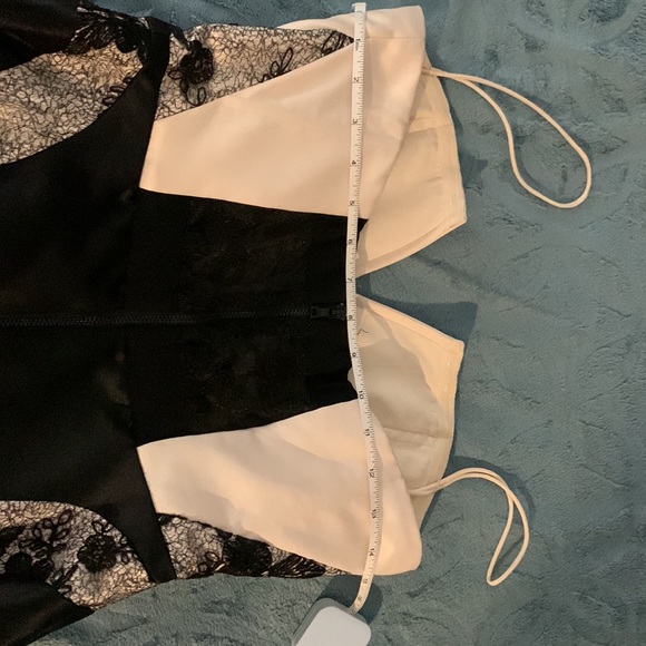 Alice and Olivia ball gown size 8 - Picture 7 of 11